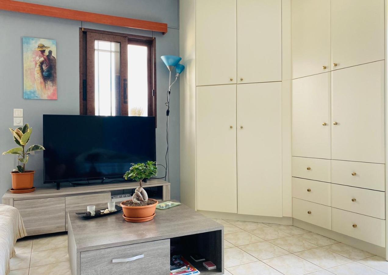 ארגוסטולי Colourful Apartments מראה חיצוני תמונה